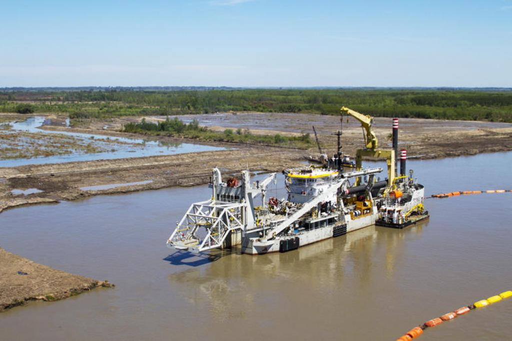 Jan De Nul will dredge Access Channel to Guayaquil Port