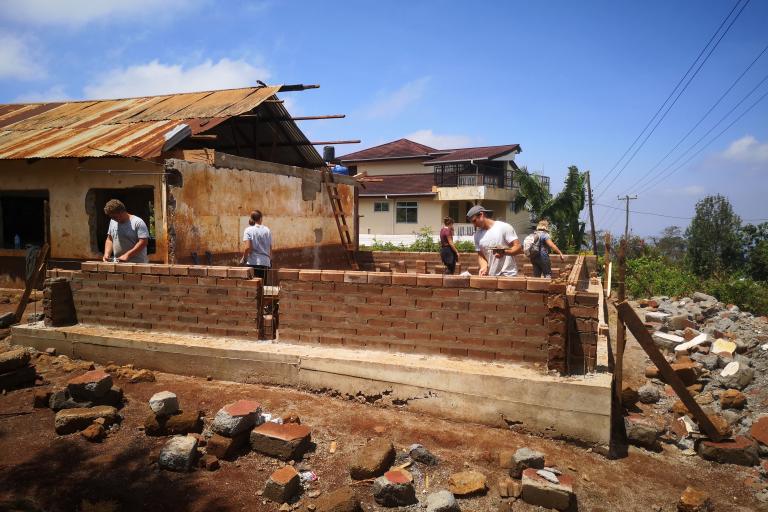Duurzaam bouwproject in Tanzania